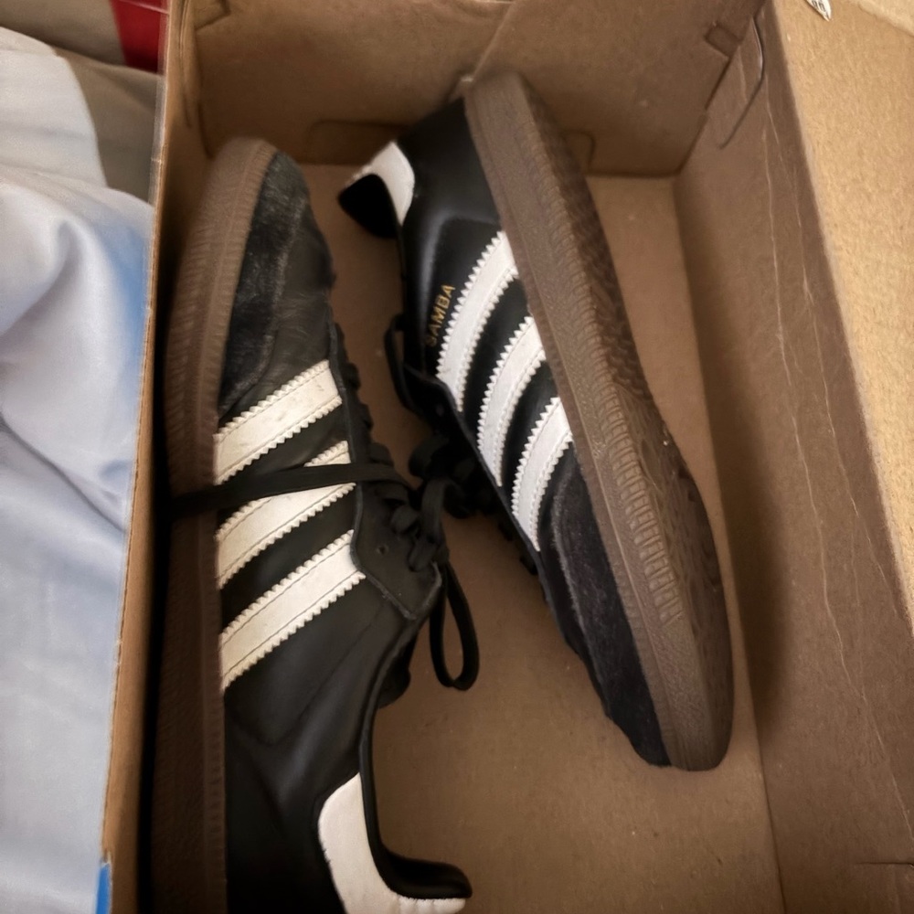 Adidas Black and White kid’s Sneakers with Gum Sole